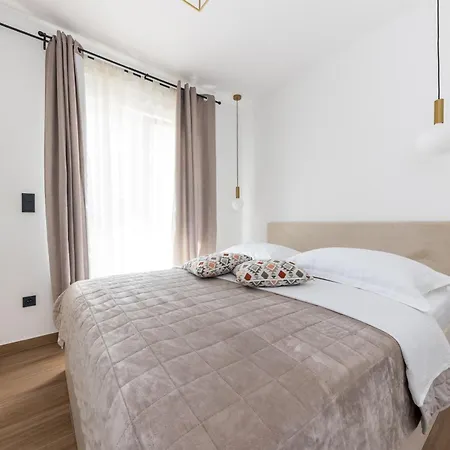 Koludrovac Villa Kaštela